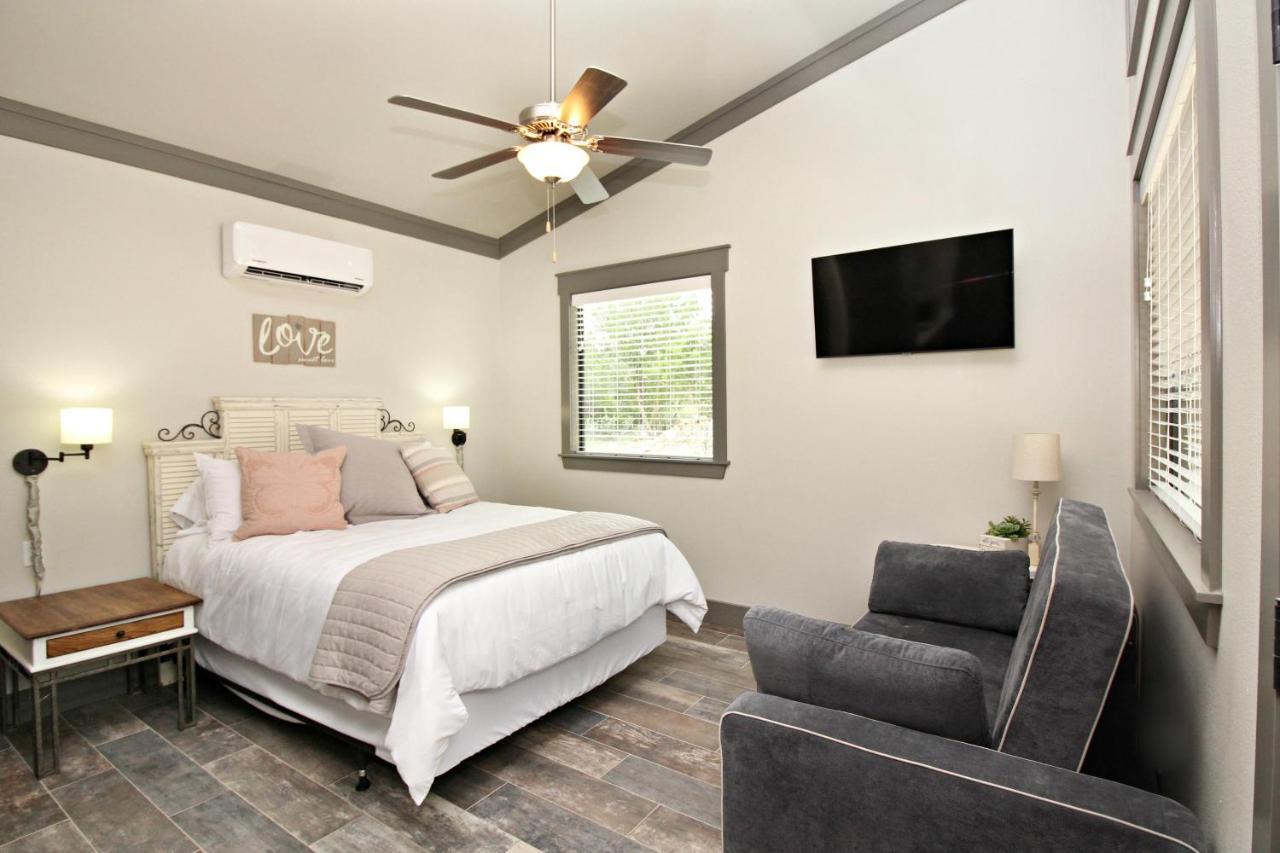 Green Acres Cottages - Wimberley Suite 外观 照片